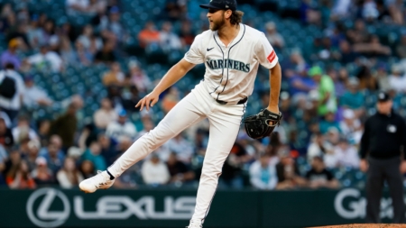 Mariners Lose 29-Year-Old Veteran Pitcher to Twins