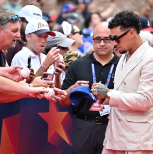 Javier Baez Breaks Silence About WBC Marijuana Suspension