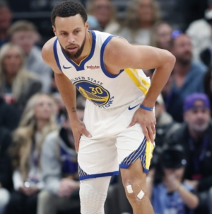 Warriors Star Steph Curry Gets Bad News With ‘Setback’ to Injured Knee