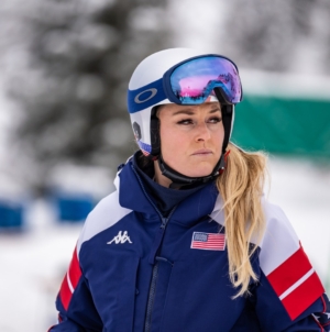 Lindsey Vonn Posts Horrific Image to Update Injury After Surgery