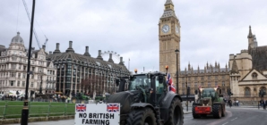 UK Government Considers Removing Andrew From Royal Line of Succession