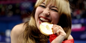 Alysa Liu Surpasses Lindsey Vonn, Eileen Gu in Milestone After Olympic Gold