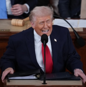 Trump Delivers New Iran Warning at State of the Union