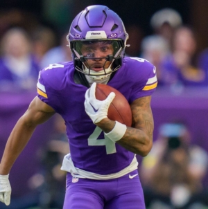 NFL World Reacts to Tragic Rondale Moore News