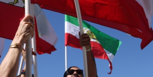 Photos: L.A.’s Iranian American community celebrates in Westwood