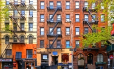 Woman Opens Manhattan Apartment Window—No One Ready for the ‘View’