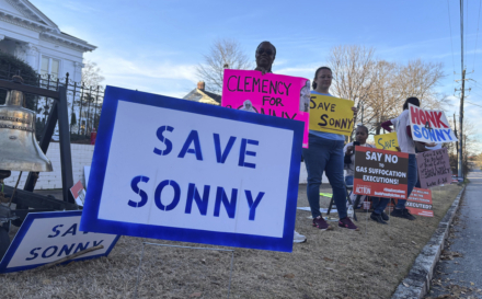 Alabama Republican governor commutes death sentence of inmate not present at 1991 killing