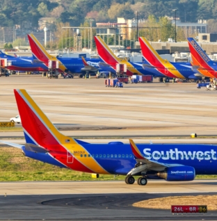 Flight Diverted Over ‘Misunderstanding’ About Timer Set To Pray for Ramadan