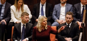 Steve Bannon Wants DHS to Deport Netanyahu’s Son to Front Lines of Iran War