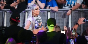 Liv Morgan Shakes Off Fan During WWE Raw Incident Caught on Video