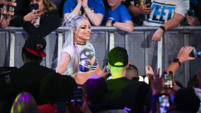 Liv Morgan Shakes Off Fan During WWE Raw Incident Caught on Video