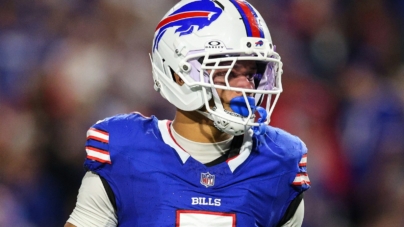 Bills-Raiders Agree to Trade for All-Pro Defender Days Before Free Agency