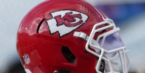 Chiefs Predicted to Lose 17-Game Starter to AFC Rival