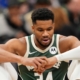 Bucks’ Giannis Antetokounmpo Gives Injury Update After Awkward Fall