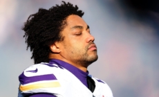 Vikings Sign Defensive Starter to $22.5 Million Deal on Eve of Free Agency