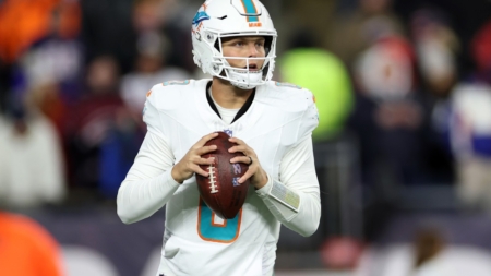 Saints Sign Former Top Pick to Back Up QB Tyler Shough