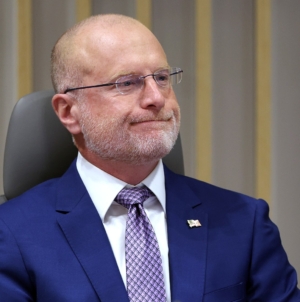 Critics Blast Trump FCC Chief for Threats Over Iran War Coverage