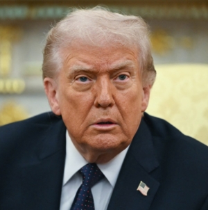 Mary Trump Reacts to Donald Trump Mixing Up Where His Dad Was Born