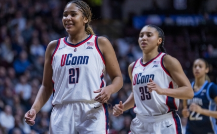 UConn Makes Azzi Fudd, Sarah Strong Announcement Before March Madness