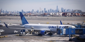 United Airlines Planning to Cut Flights Amid Soaring Oil Prices