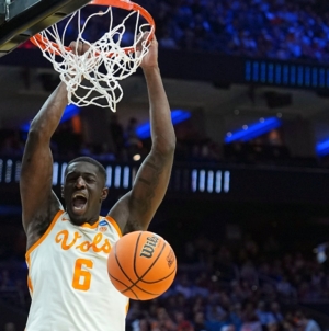 How to Watch Tennessee vs Virginia: Live Stream NCAA Tournament for Free, TV Channel