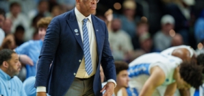 North Carolina AD Makes First Public Comment on Hubert Davis After Collapse