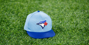 Giants Sign 31-Year-Old Reliever After Second Stint With Blue Jays