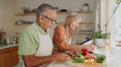 Nutrition After 60: 10 Habits That Support Healthy Aging and Independence