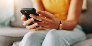 Mom Thought $5,185 Phone Bill Was Mistake, Then She Speaks to Her Daughter