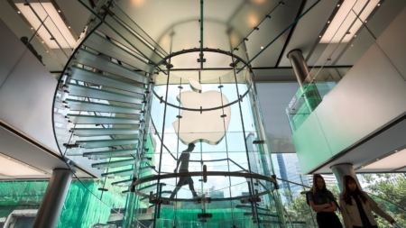 iPhone User Gives Warning About Public Chargers—Change This Setting Now