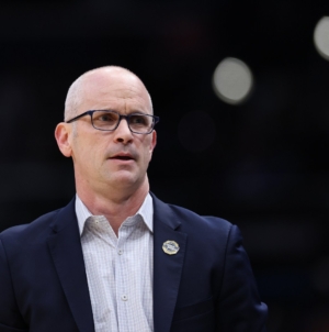 Dan Hurley Hints at the Only Coaching Job That Could Make Him Leave UConn