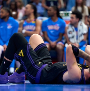 Retired NBA Star Offers Lakers His Services Following Awful Injury News