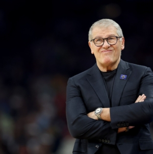 Geno Auriemma Goes Viral for Calling Out Dawn Staley During Final Four