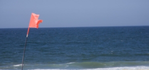 Warning Issued as Man Dies Saving His Children at Beach