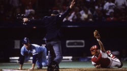 Phillies, Twins World Series-Winning Catcher Dies Suddenly at 65